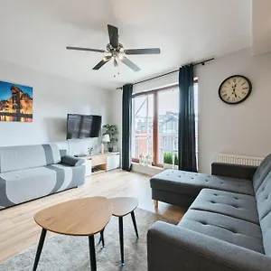 Dom & House - Waterlane Island Apartment