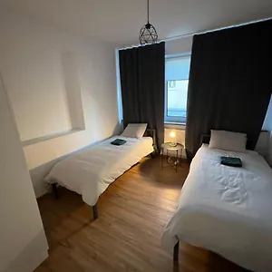 https://city-budget-room-1-shared-bathroom.warsawhotelspoland.com